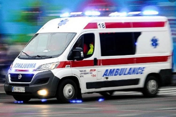 Majka pronašla tijelo maloljetne kćerke u kadi