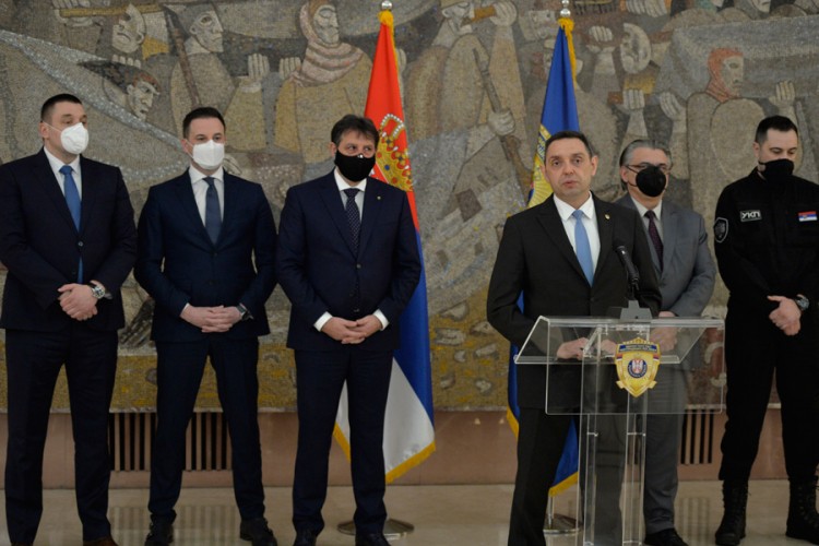 Vulin o hapšenjima: Nećemo dozvoliti stvaranje novog zemunskog klana