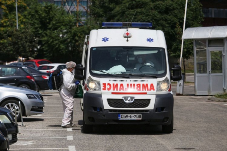 Šest preminulih i 89 novozaraženih koronom u RS