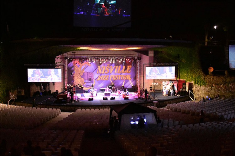 Priznanje Nišvil festivala "Sedmorici mladih"