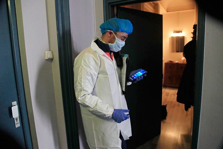 U Francuskoj raste broj hospitalizovanih