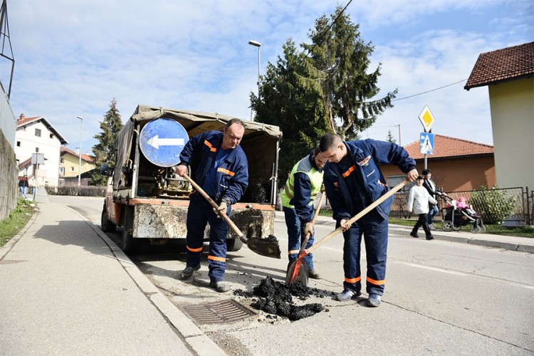 Počela sanacija ulica u Banjaluci