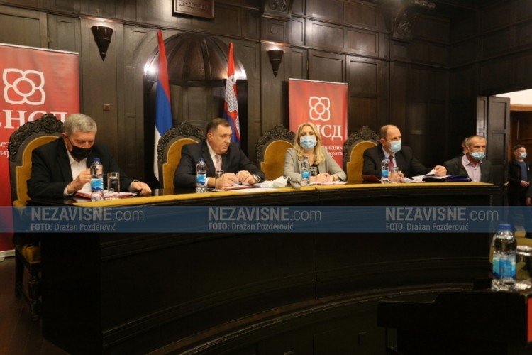 Počela sjednica Predsjedništva SNSD-a