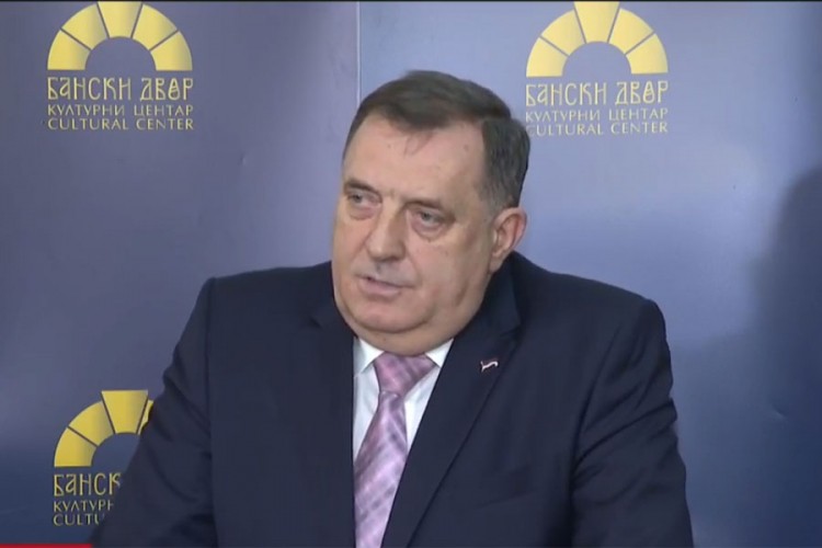 Dodik: SNSD kreće u reviziju članstva