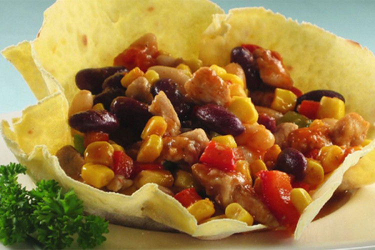 Tortilje s piletinom i pasuljem