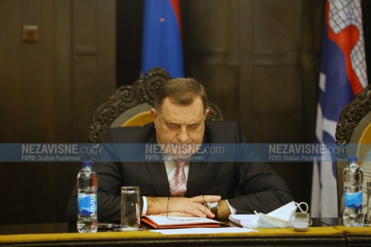 Dodik: Srbi nikada neće zaboraviti Čurkinovo istorijsko "ne"