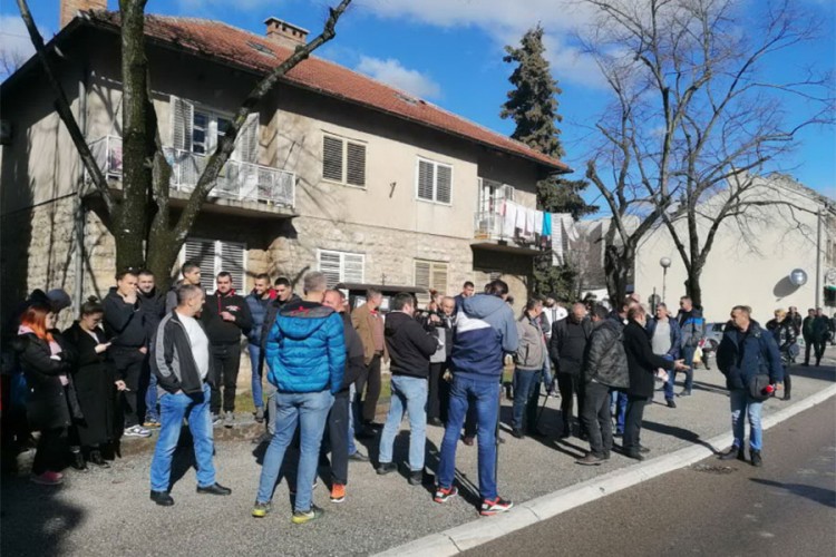 Protest u Bileći: Prijatelji pretučenog žele Zvijer u pritvoru