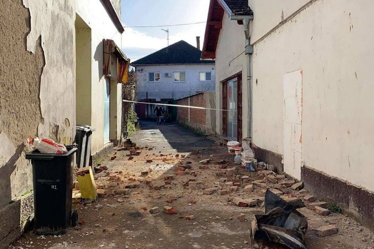 U Kozarsku Dubicu stigla donacija materijala za obnovu kuća