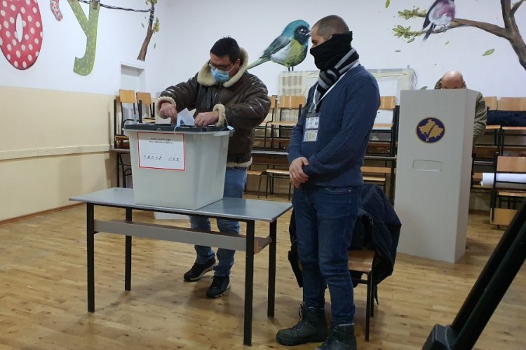 Zatvorena birališta na Kosovu i Metohiji