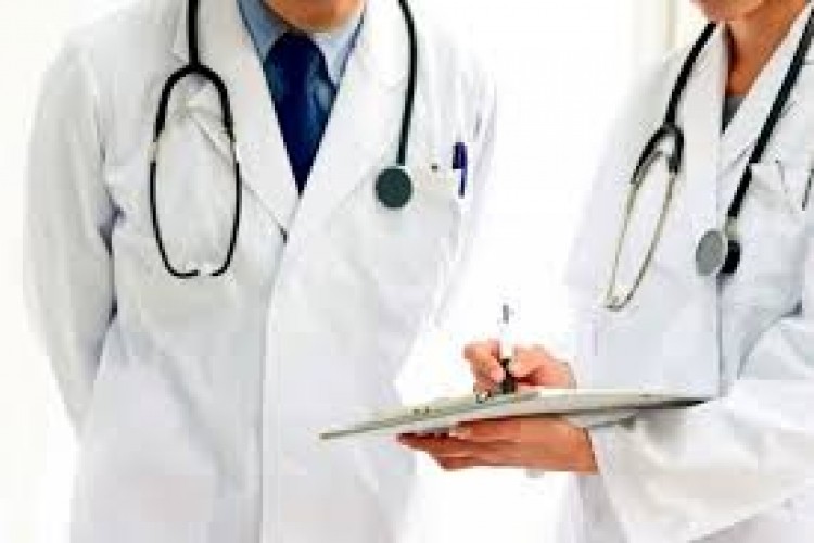 Pet doktora u Sloveniji osuđeno zbog korupcije