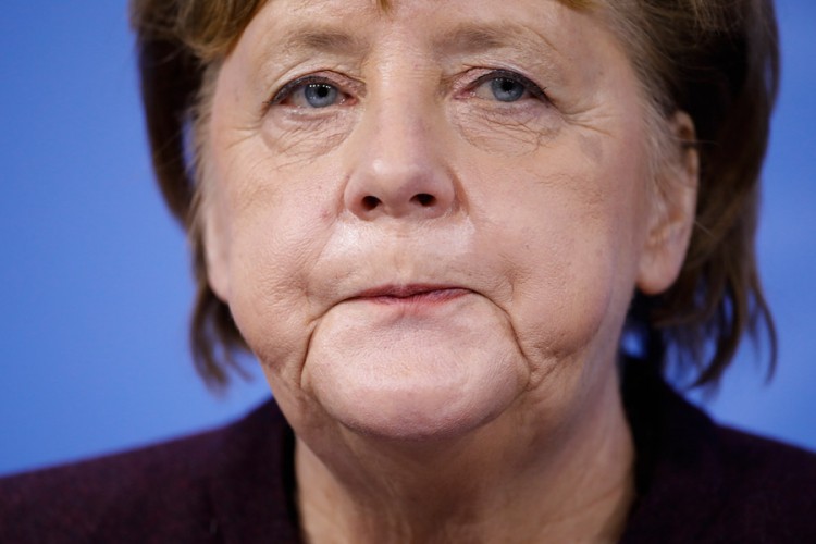 Njemački mediji: Kancelarka Merkel, vakcinišite se