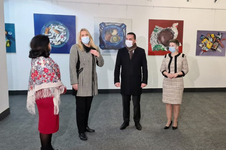 Cvijanović i Јerinić u posjeti Centru za kulturu i Gimnaziji