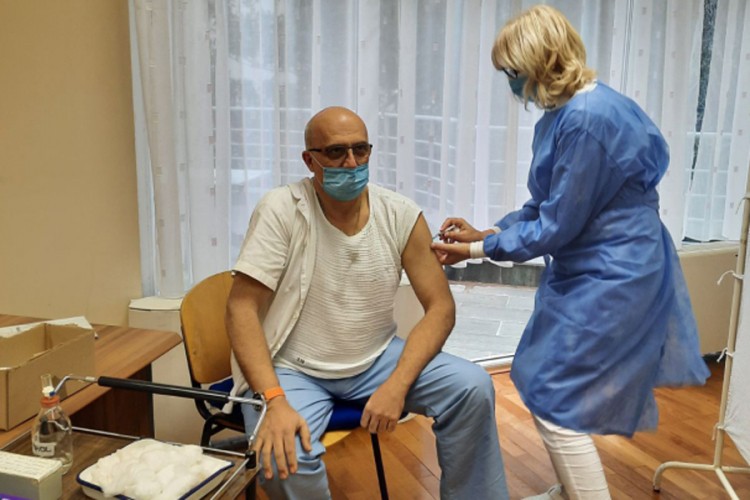 Počela vakcinacija medicinskog osoblja u Trebinju