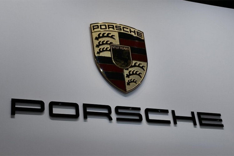 Porscheovo sintetičko gorivo pruža SUS modelima da budu kao hibridi