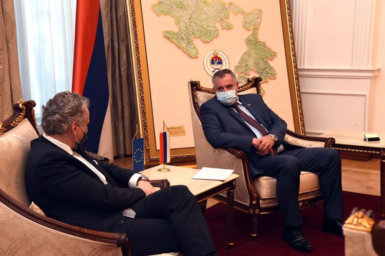 Višković sa Zatlerom: RS posvećena procesu evropskih integracija