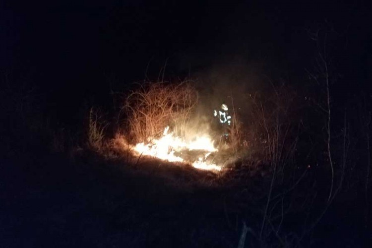 Za pet dana 12 požara na otvorenom, jedna osoba poginula