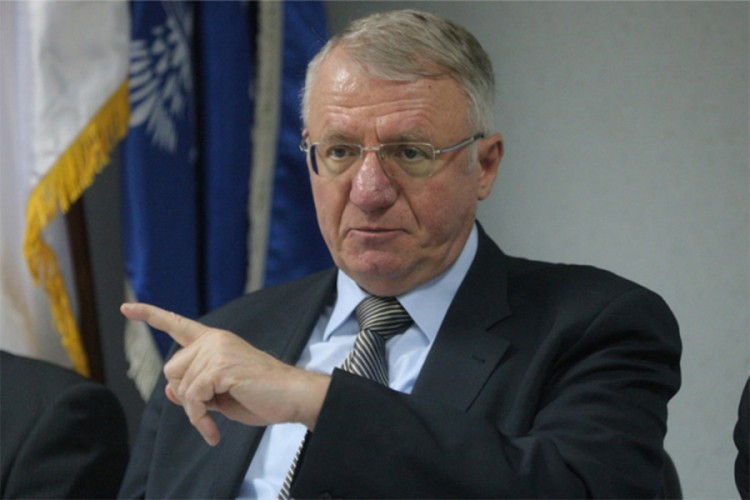 Srpska radikalna stranka protiv Zakona o istopolnim brakovima