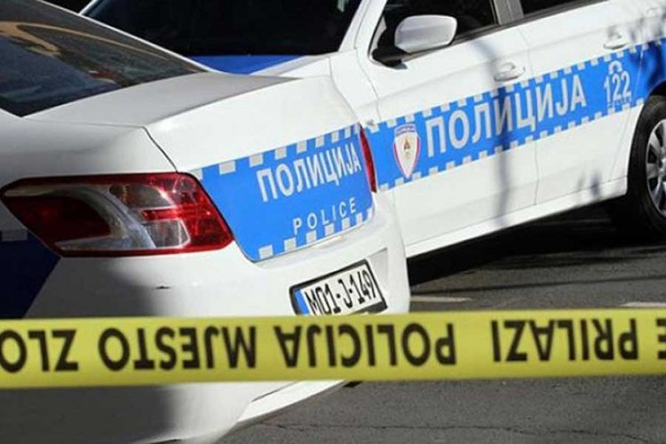 Povrijeđen vozač golfa