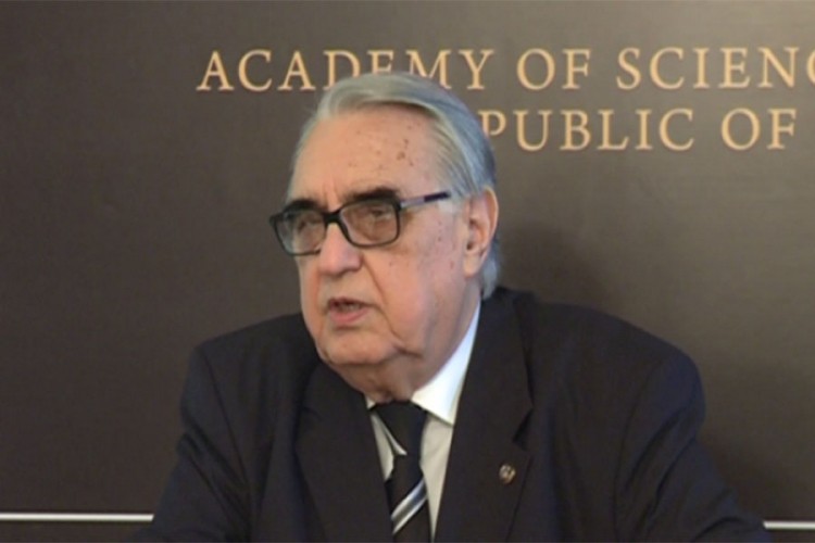 Kuzmanović: Potrebno donijeti novi Ustav