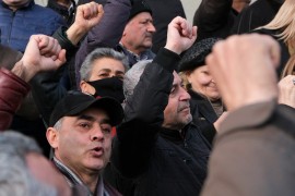 Protivnici Pašinjana upali u zgradu Vlade