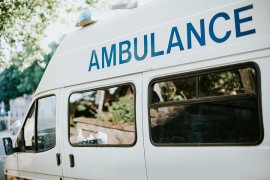 Dječak teško povrijeđen, udario ga automobil dok je vozio bicikl