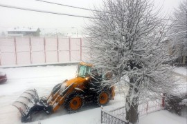 Snijeg zabijelio Pale, bez problema u saobraćaju