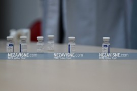 Počela vakcinacija zdravstvenih radnika u Šamcu