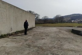 Uklonjen sumnjivi tekstilni otpad iz kruga bihaćkog preduzeća