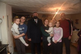 Vlada RS će Ćeranićima izgraditi kuću