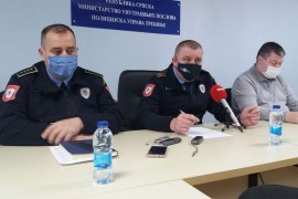 Djevojčici slao uznemirujuće poruke