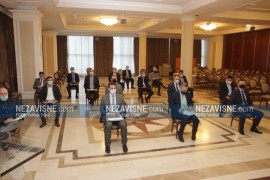 Počeo sastanak u Vladi RS o epidemiološkoj situaciji