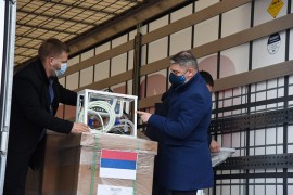 Šeranić i Đajić preuzeli donaciju Srbije: "Cilj da pomognemo ...
