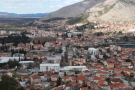 Čekaju goste, nadu polažu u vaučere