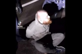 Direktor Laste o incidentu: Putnik ustao sa sedišta, izvadio sečivo i ...