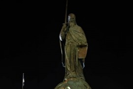 Vraćen krst ukraden sa spomenika Stefanu Nemanji u Beogradu
