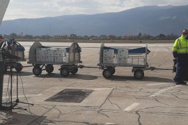 Avion sa vakcinama poletio iz Turske za BiH