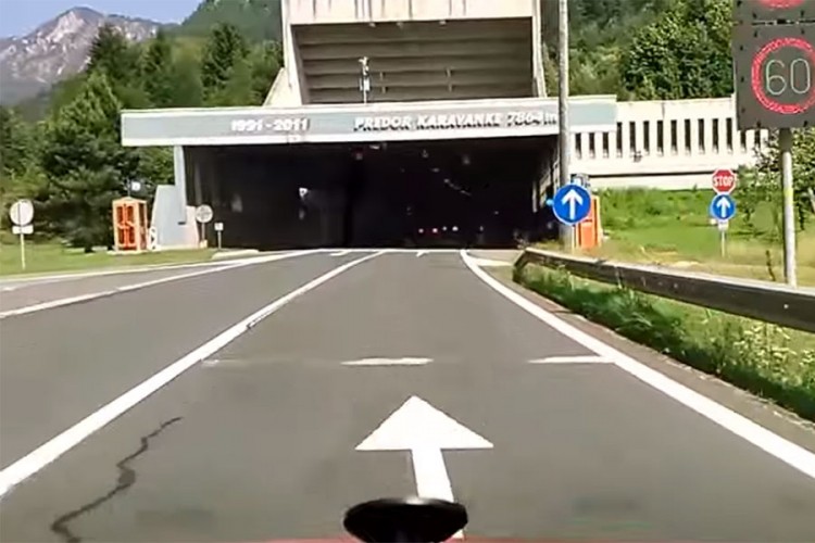 Zatvoren tunel Karavanke