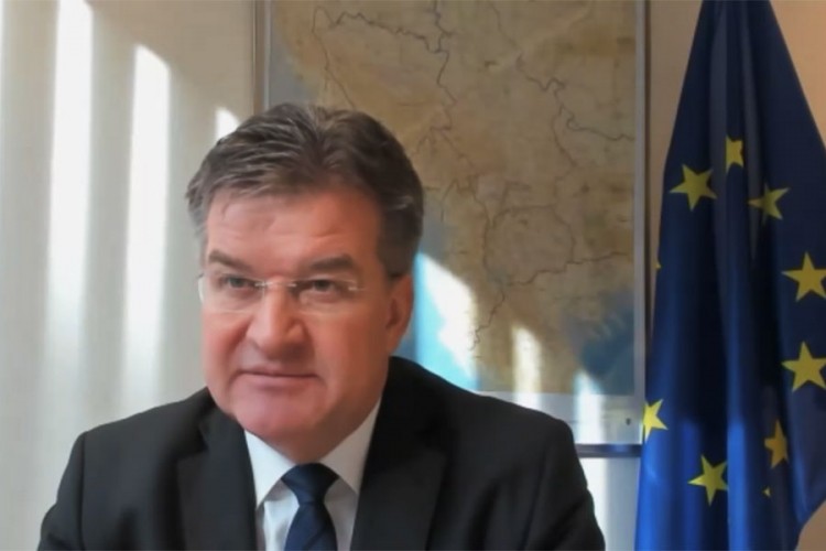 Lajčak o mapi Srbije: Bilo bi neprofesionalno da sam stavio drugu