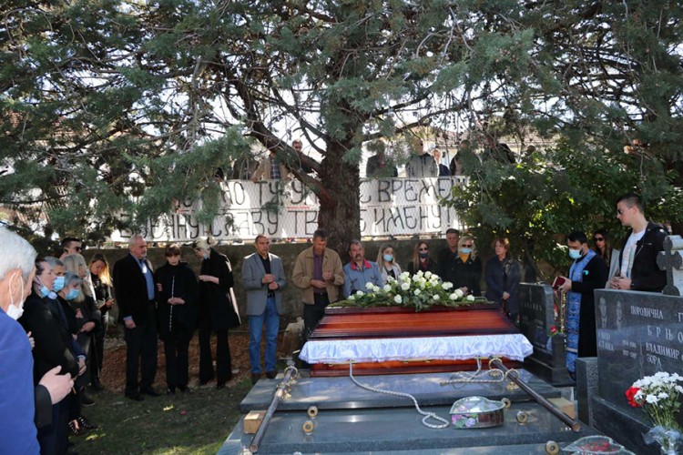 Sahranjen Milenko Savović