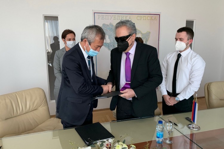 Vrijedne donacije Japana Savezu slijepih RS i banjalučkoj školi