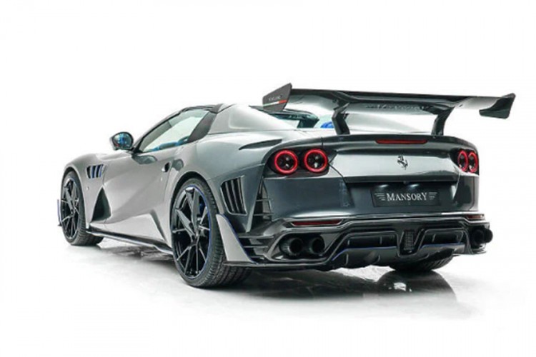 Ovako izgleda Mansoryev "kontroverzni" Ferrari 812 GTS