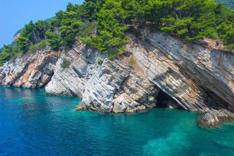U narednih sedam dana prvo istražno bušenje crnogorskog podmorja