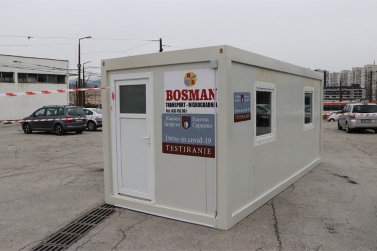 U KS počinje s radom još jedan punkt za drive-in testiranje