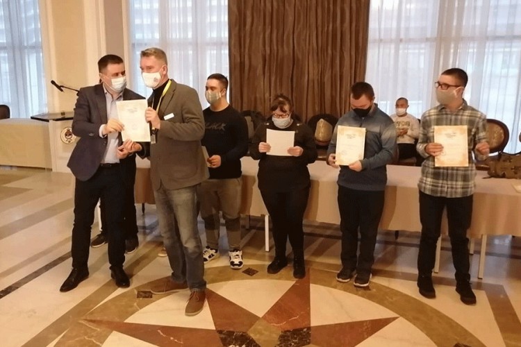Kuvari sa Daunovim sindromom učili praviti maslenicu