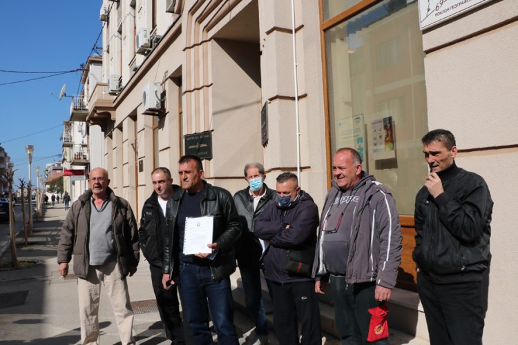 Udruženje veterana ostalo ispred gradske uprave Trebinje
