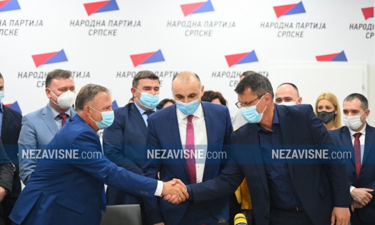 Dva poslanika pristupila NPS-u