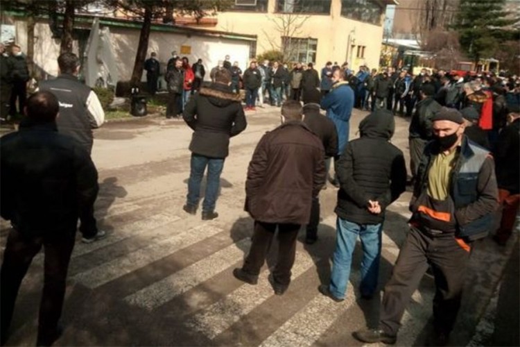 Radnici sarajevskog Grasa protestvovali, traže plate