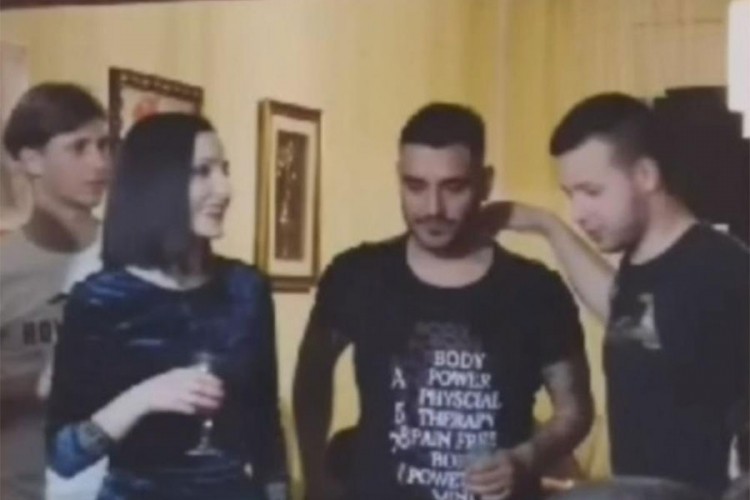 Darko Lazić na korona žurki: Svi pevaju i rade, samo mene prozivate