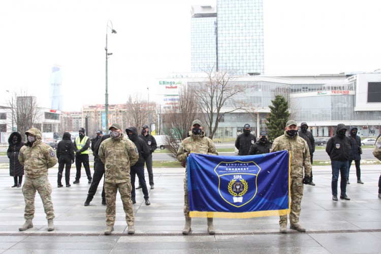 Protest državnih policijskih službenika u Sarajevu: Prepušteni smo sami sebi