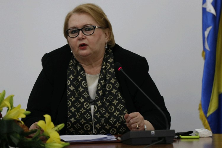 Gadžo: Pokrenuti istragu protiv ministarke Turković